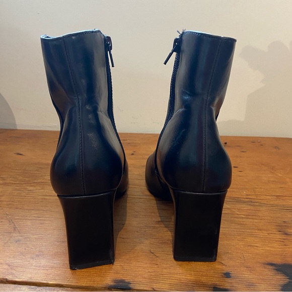 Kelly & Kate Ankle Boots - Picture 7 of 10